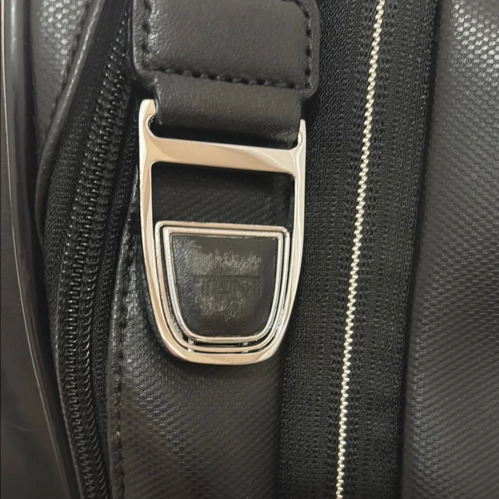 Tumi Black Professional Briefcase with Durable Design